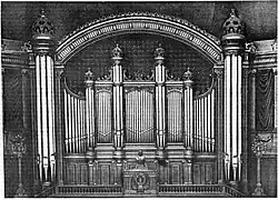 Photographie en noir et blanc de 1878 présentant l'orgue du palais du Trocadéro.