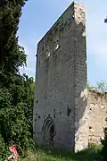 Vue ouest du porche et du clocher-pignon (avr.&nbsp;2011)