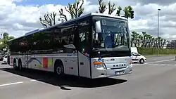Setra S 419 UL en livrée STIF (n°25250) sur la ligne 63 du réseau de bus du Pays de l'Ourcq à Meaux.