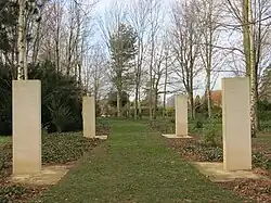 Stèles de 2010 à 2014.