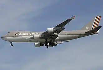 HL7604, l'appareil impliqué dans l'accident, ici à l'aéroport de Singapour-Changi en janvier 2010.