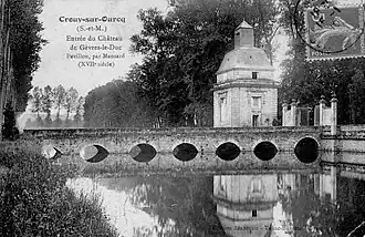 Crouy-sur-Ourcq - Château de Gesvres-le-Duc (entrée)