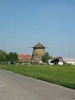 Autre vue du moulin de Čurug
