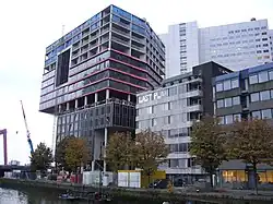 Construction du Koblok (tour basse située sur la pointe de l'île).
