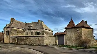 Le château restauré.
