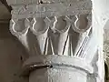 Chapiteau à godrons très fréquent en Normandie.