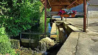 Le lavoir sur le ruisseau de St-Renobert