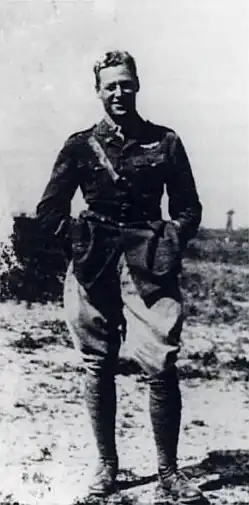 Photographie de Baker en tant que pilote d'avion pendant la Première Guerre mondiale
