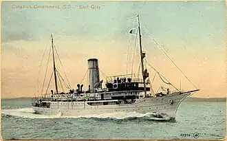 Le brise-glace peu après sa construction (entre 1910 et 1914), sous le nom d' Earl Grey.
