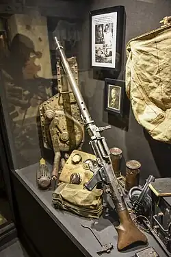 Fusil de parachutiste 42