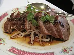 Canard laqué