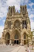 La façade ouest de la cathédrale de Reims.