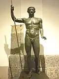 Claude debout, bronze provenant du théâtre d'Herculanum