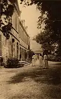 Photographie de la façade sud de l'ancien palais