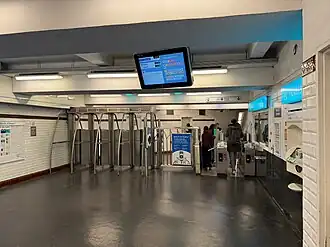 Salle voyageurs principale.