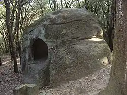 Rocca foradada de Vallromanes.