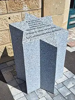 Stèle.