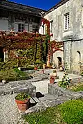Garten vor Eingang untere Kapelle