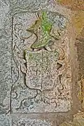 Abtei Fontfroide, Relief mit Wappen