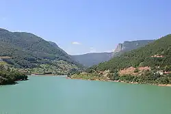Der Gazivodasee im Kosovo