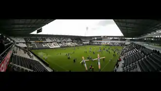 Das umgebaute Polman Stadion im September 2015