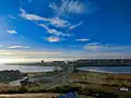 Blick auf den Ringkøbing Fjord, Hvide-Sande-Kanal und den Hafen.