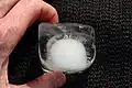 Eiswürfel mit Lufteinschlüssen