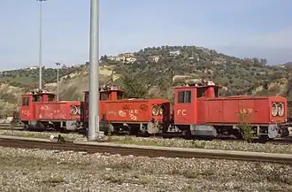 Die drei LM2.700 warten in Cosenza auf ihren Umbau.