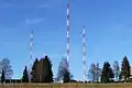 Hauptantenne, bestehend aus drei identischen 105 Meter hohen Stahlfachwerkmasten