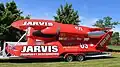 Miss Jarvis auf einem Transport trailer, 2010: Hier erkennt man den sogenannten „Gurkengabel-Bug“ sehr gut