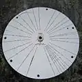 Schild mit Bergen, die vom Gipfel des Pihapper gesehen werden können.
