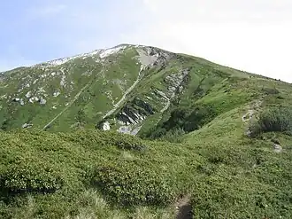 Blick von Frankreich her auf den Pointe de Chésery.