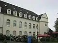 Rechte Seite des Krankenhauses