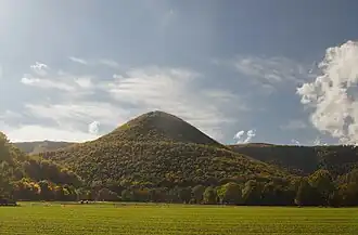 Bei Bad Urach aus Richtung Nord-Ost gesehen