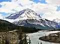 Tangle Ridge und Sunwapta River