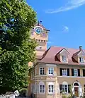 Wasserturm am Wohnhaus