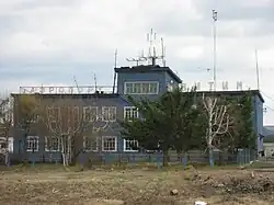 Flugplatzgebäude