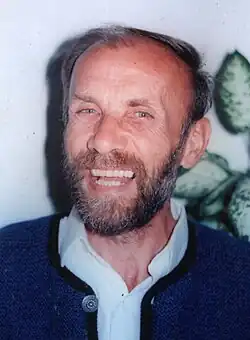 Luis Lintner (1990)