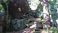 Gipfelaufstieg durch Felsen