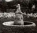 Źródełko z gęsiarką (Gänsemädelbrunnen), Hamburg (1912)