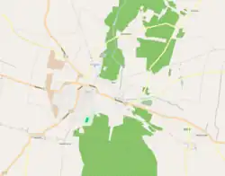 Mapa konturowa Góry, w centrum znajduje się punkt z opisem „Kajęcin”