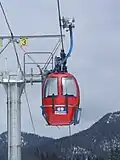 Kabina starej kolei gondolowej, rozebranej w 2009 roku