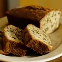 Банановый кекс с орехами