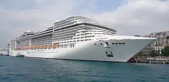 MSC Divina в Стамбуле, Турция