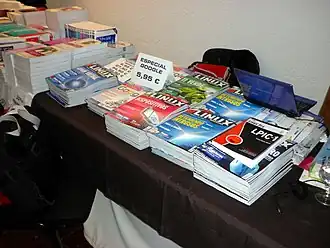 Журнал Linux Magazine на стенде